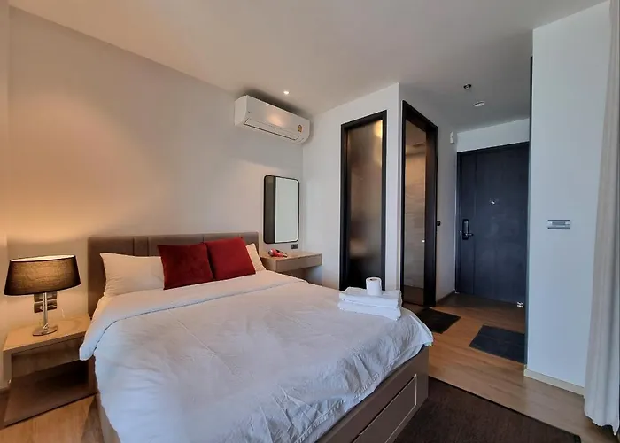 Edge Central Pattaya Near Walking Street